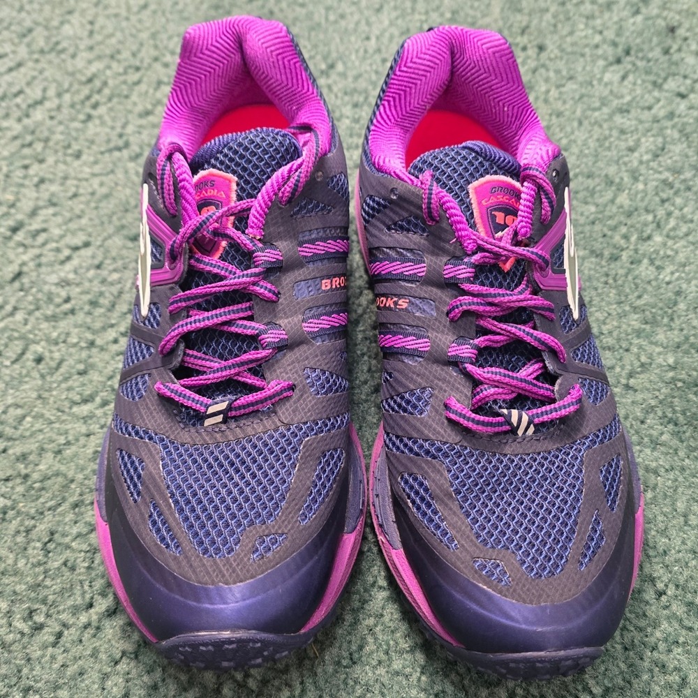 Brooks Cascadia 10 Women Sz 8.5 Trail Running Shoes Purple Navy Pink 1201811B - Picture 5 of 9